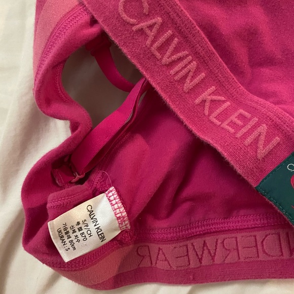 SOLD - Picture 3 of 3